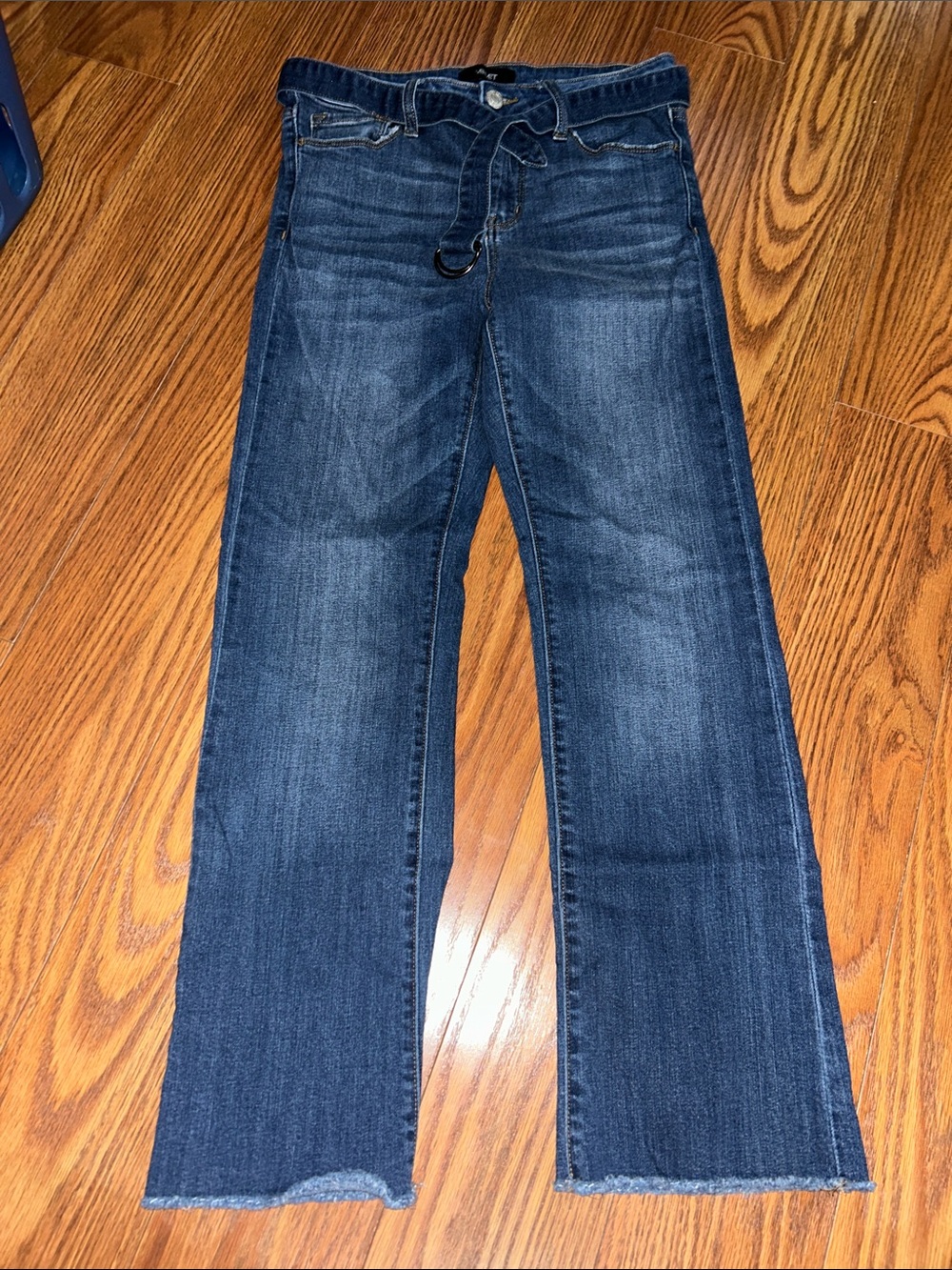 Vervet Crop Flare Fit Stretch Removable Denim Belt Raw Hem Dark Wash Size 26